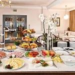Juliane Hotel 4*